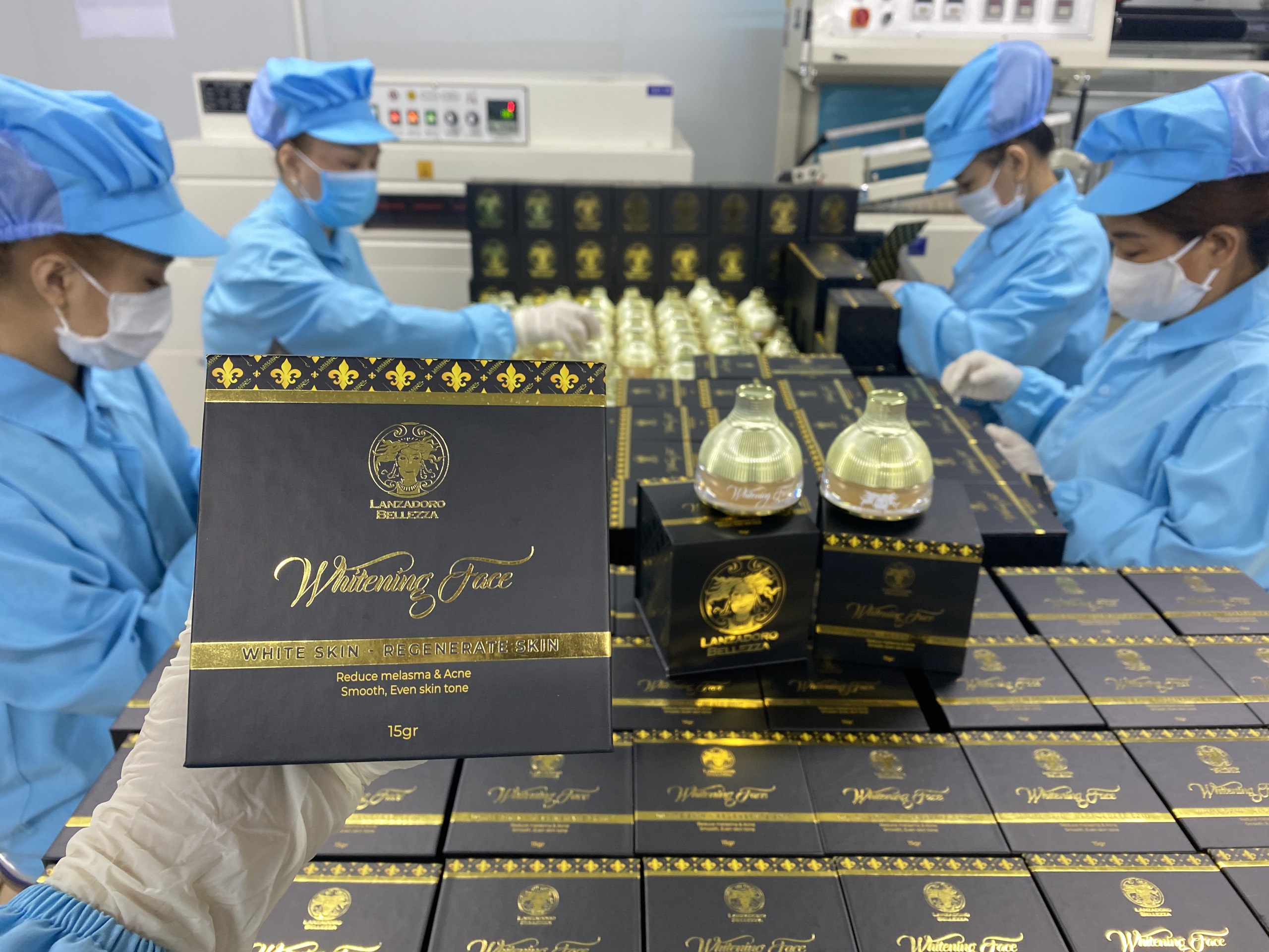 Whitening Face - kem ngày Bellezza 